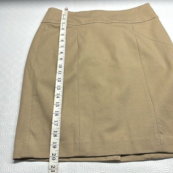 Banana Republic Pencil Skirt Size 0 Colour Beige NWT - Picture 8 of 10